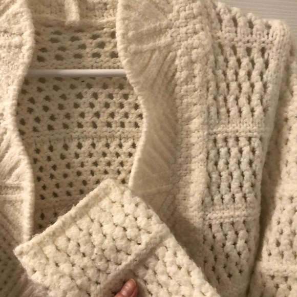 Beautiful White Crochet Jacket - Picture 5 of 7